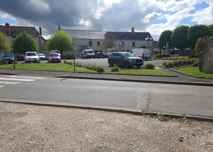 Au Chant Des Grenouilles